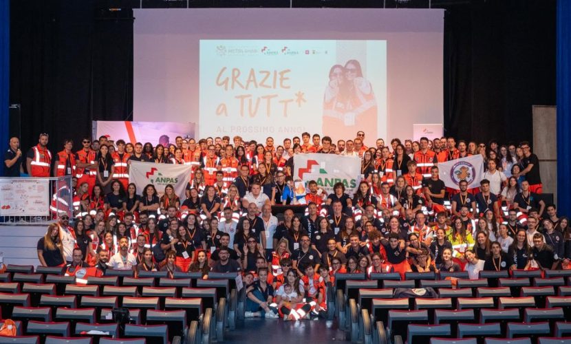 Il gruppo giovani Anpas che ha animato la due giorni di meeting